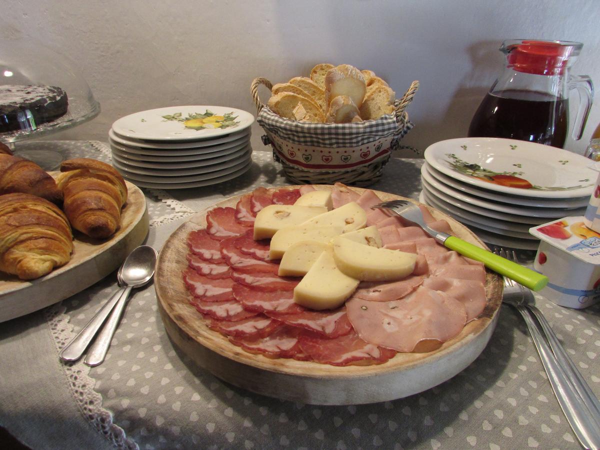 Le Querce Di Campolungo Bed & Breakfast San Giustino Exterior foto
